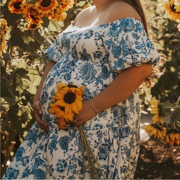 Blue floral print maternity dress - Picture 4 of 4